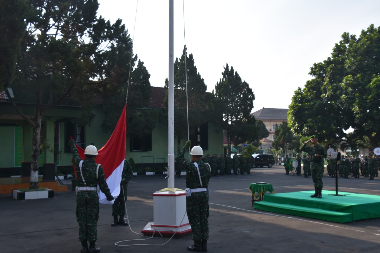 Upacara Tingkatkan Nasionalisme Prajurit Korem 073/Mkt